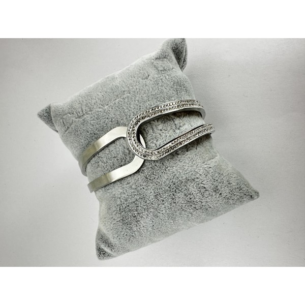 Gümüş Taşlı Kelepçe Bileklik